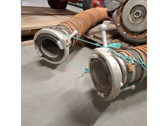 Waterpomp + diverse koppelstukken - afbeelding 5 van  17