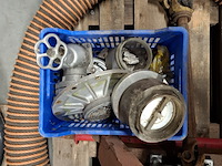 Waterpomp + diverse koppelstukken - afbeelding 7 van  17