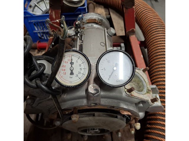 Waterpomp + diverse koppelstukken - afbeelding 12 van  17