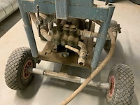 Waterpomp met honda gx 120 motor - afbeelding 4 van  6