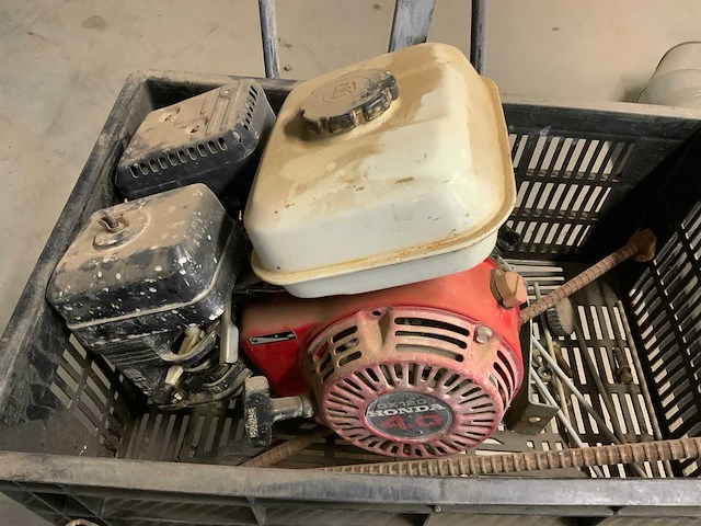 Waterpomp met honda gx 120 motor - afbeelding 5 van  6
