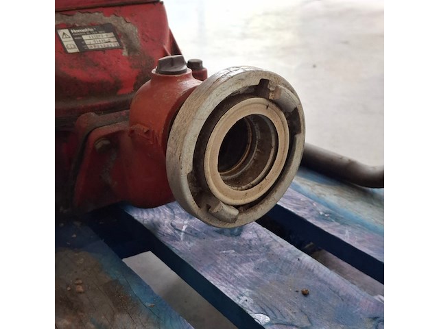 Waterpomp op benzine, homelite, 111dp2-b, rood, inclusief 4x waterslang - afbeelding 17 van  18