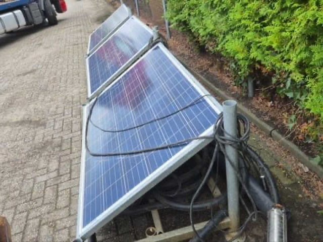 Waterpomp op zonne energie - afbeelding 3 van  4