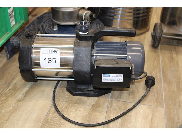 Waterpomp waterland multijet 1800. 5400 liter per uur. - afbeelding 1 van  2