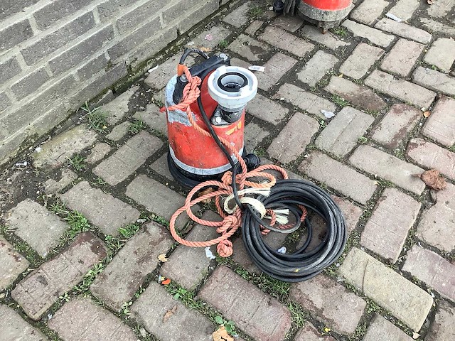 Waterpomp - afbeelding 3 van  3
