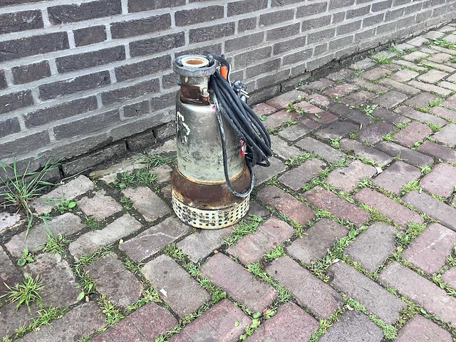 Waterpomp - afbeelding 3 van  3