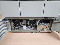 Waters alliance - 2695 2487 hplc uv detektor - uv detektor, gekoelde autosampler en kolomoven - 2005 - afbeelding 6 van  11