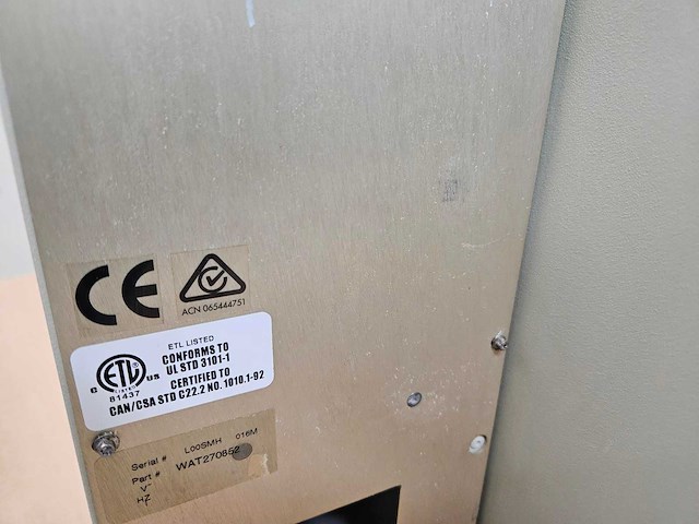 Waters alliance - 2695 2487 hplc uv detektor - uv detektor, gekoelde autosampler en kolomoven - 2005 - afbeelding 11 van  11