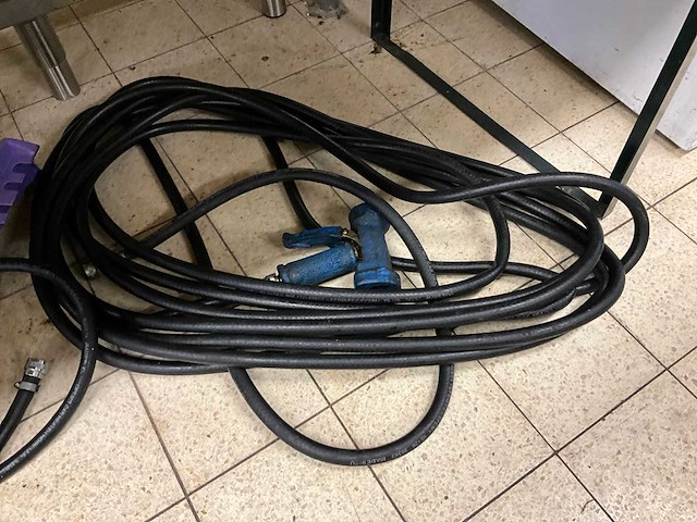 Waterslangen met pistolen (2x) - afbeelding 1 van  4