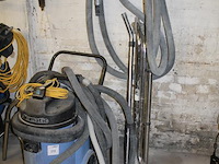 Waterstofzuiger numatic wv 900-2 met diverse slangen en voeten. - afbeelding 2 van  3