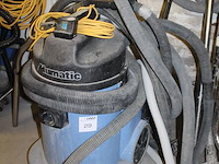 Waterstofzuiger numatic wv 900-2 met diverse slangen en voeten. - afbeelding 3 van  3
