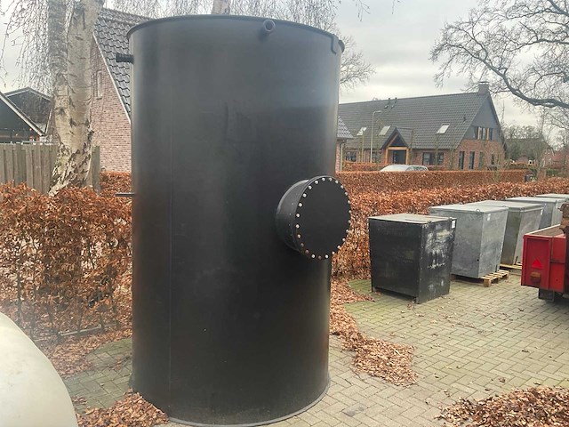 Watertank 5000 l diverse bouwmaterialen - afbeelding 2 van  6