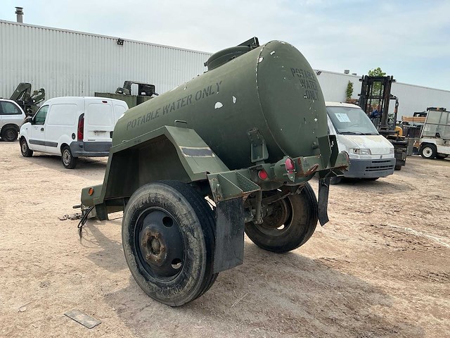 Watertank aanhangwagen - afbeelding 4 van  6