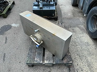 Watertank - afbeelding 1 van  1