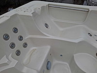 Waterwave spas 5 persoons jacuzzi en buitenspa - afbeelding 8 van  29