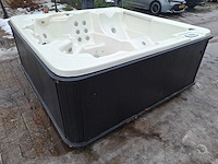 Waterwave spas 5 persoons jacuzzi en buitenspa - afbeelding 24 van  30