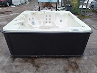 Waterwave spas 5 persoons jacuzzi en buitenspa - afbeelding 20 van  28