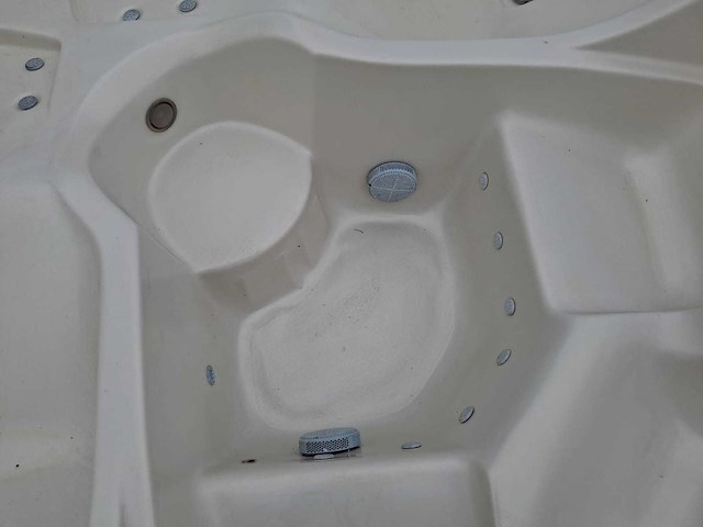 Waterwave spas 5 persoons jacuzzi en buitenspa - afbeelding 28 van  28