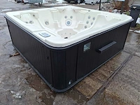 Waterwave spas 5 persoons jacuzzi en buitenspa - afbeelding 23 van  30