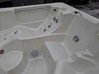 Waterwave spas 5 persoons jacuzzi en buitenspa - afbeelding 3 van  30