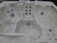 Waterwave spas 5 persoons jacuzzi en buitenspa - afbeelding 10 van  30