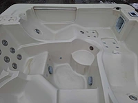 Waterwave spas 5 persoons jacuzzi en buitenspa - afbeelding 4 van  30