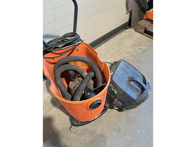 Waterzuiger met dompelpomp 55l 230v kärcher, nt611 eco k, bouwjaar 2022 - afbeelding 13 van  20