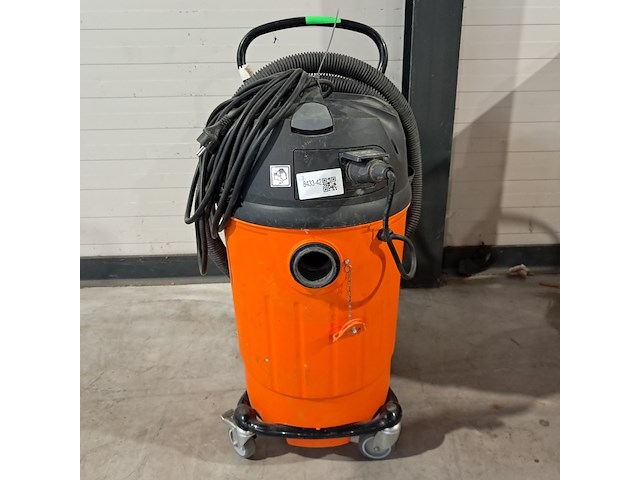 Waterzuiger met dompelpomp 55l 230v kärcher, nt611 eco k, bouwjaar 2022 - afbeelding 9 van  16