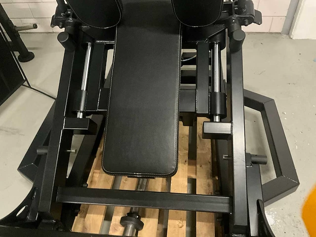 Watson animal adjustable hack squat machine - afbeelding 7 van  9