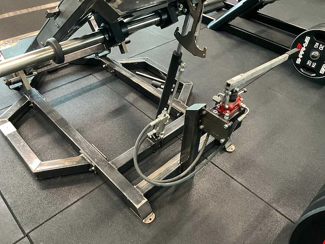 Watson animal adjustable hack squat machine - afbeelding 7 van  8