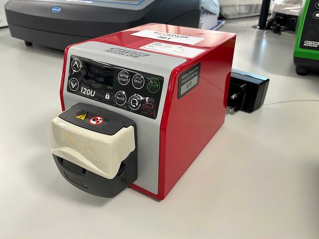 Watson marlow 120u peristaltische doseringspomp - afbeelding 2 van  3