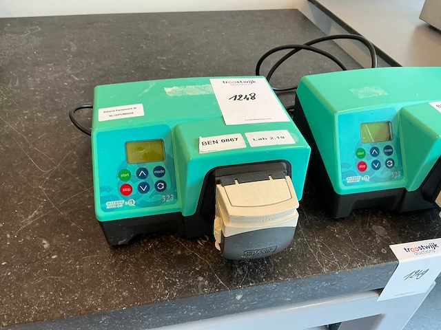 Watson marlow 323u/d peristaltische doseringspomp (2x) - afbeelding 2 van  5