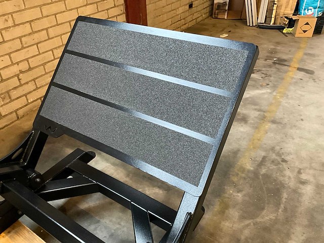 Watson plate loaded adjustable hack squat - afbeelding 7 van  10