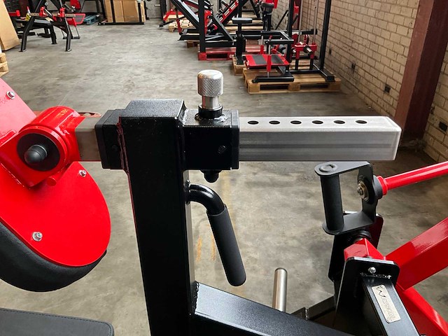 Watson plate loaded lateral row - afbeelding 7 van  8