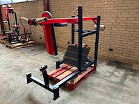 Watson plate loaded pendulum squat - afbeelding 4 van  7
