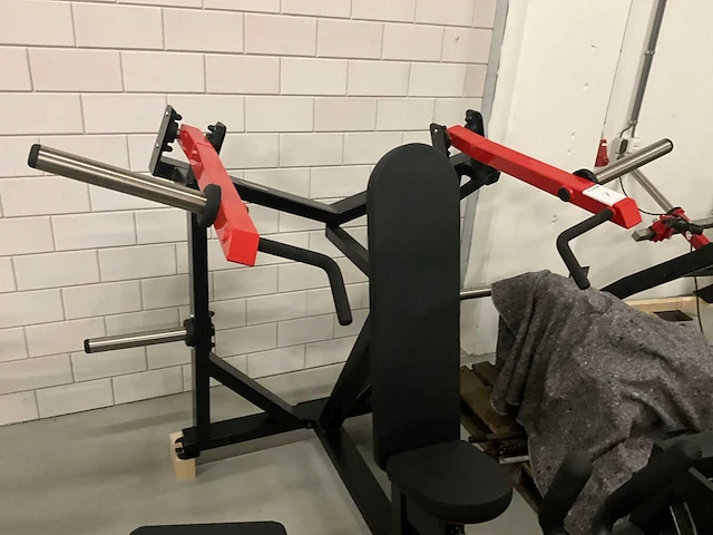 Watson plate loaded shoulderpress - afbeelding 3 van  9