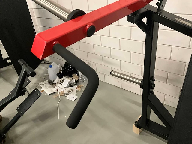 Watson plate loaded shoulderpress - afbeelding 6 van  9
