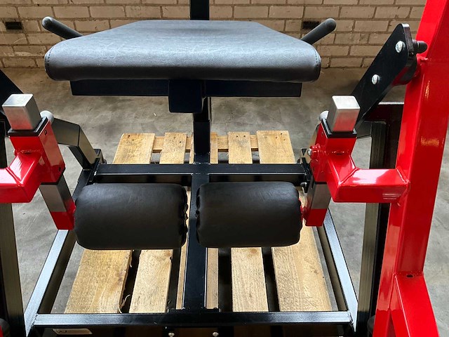 Watson plate loaded unilaterale leg extension - afbeelding 5 van  9