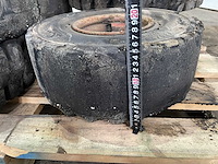 Watts - heftruck bandenset volrubber - afbeelding 3 van  14