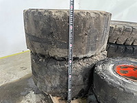 Watts - heftruck bandenset volrubber - afbeelding 10 van  14