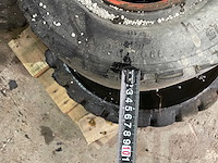 Watts - heftruck bandenset volrubber - afbeelding 13 van  14