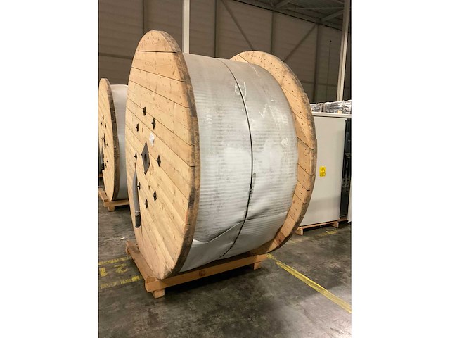 Wattson power na2xcy-uv aluminium voedingskabel op haspel 4×120/35mm² rm (1010mtr) - afbeelding 2 van  4