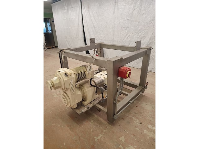 Waukesha cherry-burrell - afbeelding 6 van  12