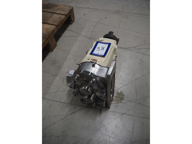 Waukesha cherry-burrell - afbeelding 1 van  6