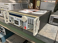 Wavetek 288 synthesized function generator - afbeelding 1 van  4