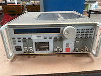 Wavetek model 288 synthesized function generator - afbeelding 2 van  5