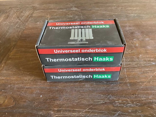 Wb - 43.3536 - radiator onderblok haaks links, voor midden aansluiting - afbeelding 1 van  4