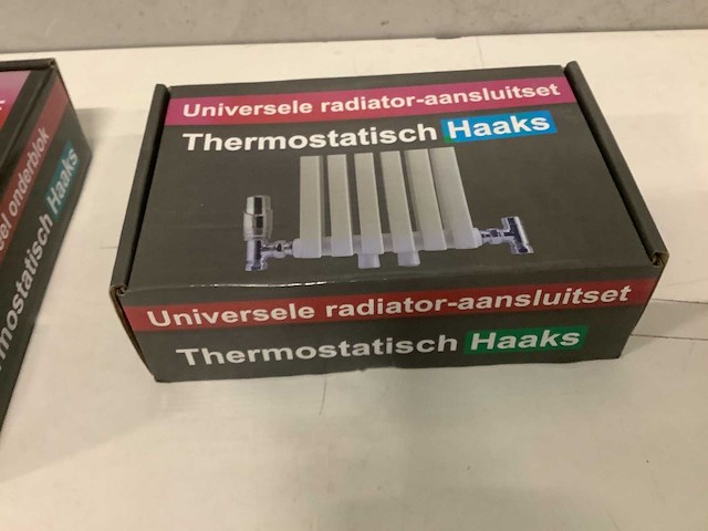 Wb - 43.3536/43.3534 - radiator onderblokken haaks chroom links (2x) - afbeelding 5 van  7