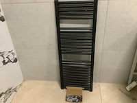 Wb - elara 41.3585 - radiator - afbeelding 1 van  2