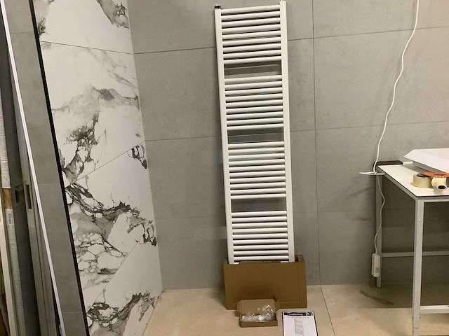 Wb - elara 41.3592 - elektrische radiator smart wifi 181,7x45 cm - afbeelding 2 van  7